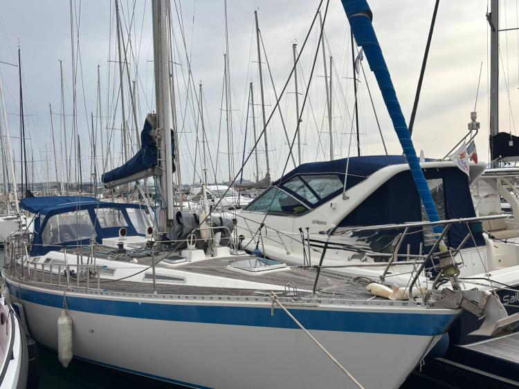 WAUQUIEZ Centurion 40