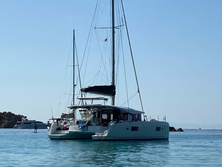 Lagoon 42