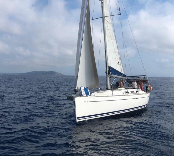 DUFOUR 44 Performance