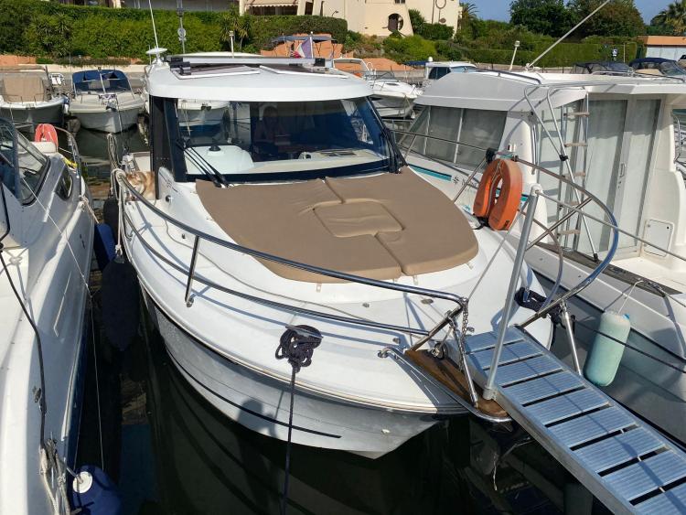 JEANNEAU Merry Fisher 855