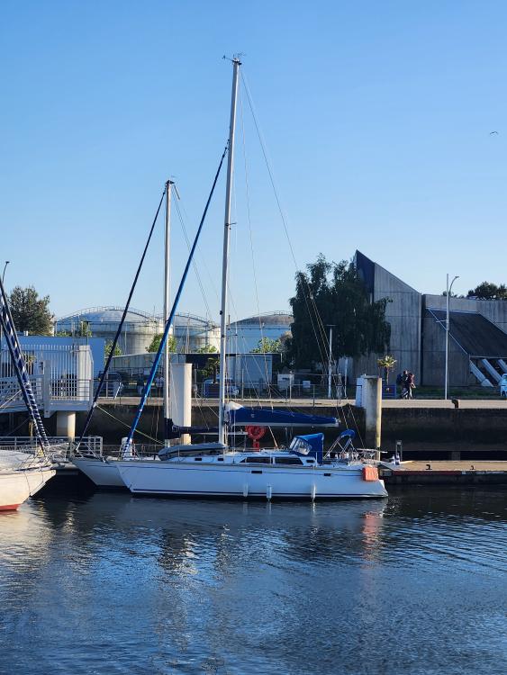 HUNTER 33.5