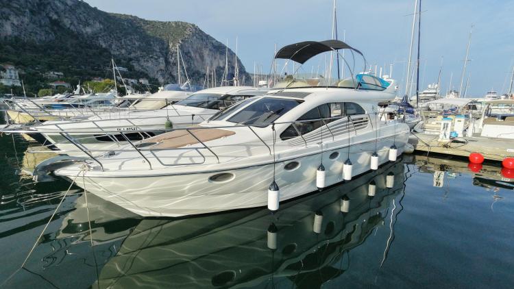 ENTERPRISE MARINE EM 43 Fly-bridge