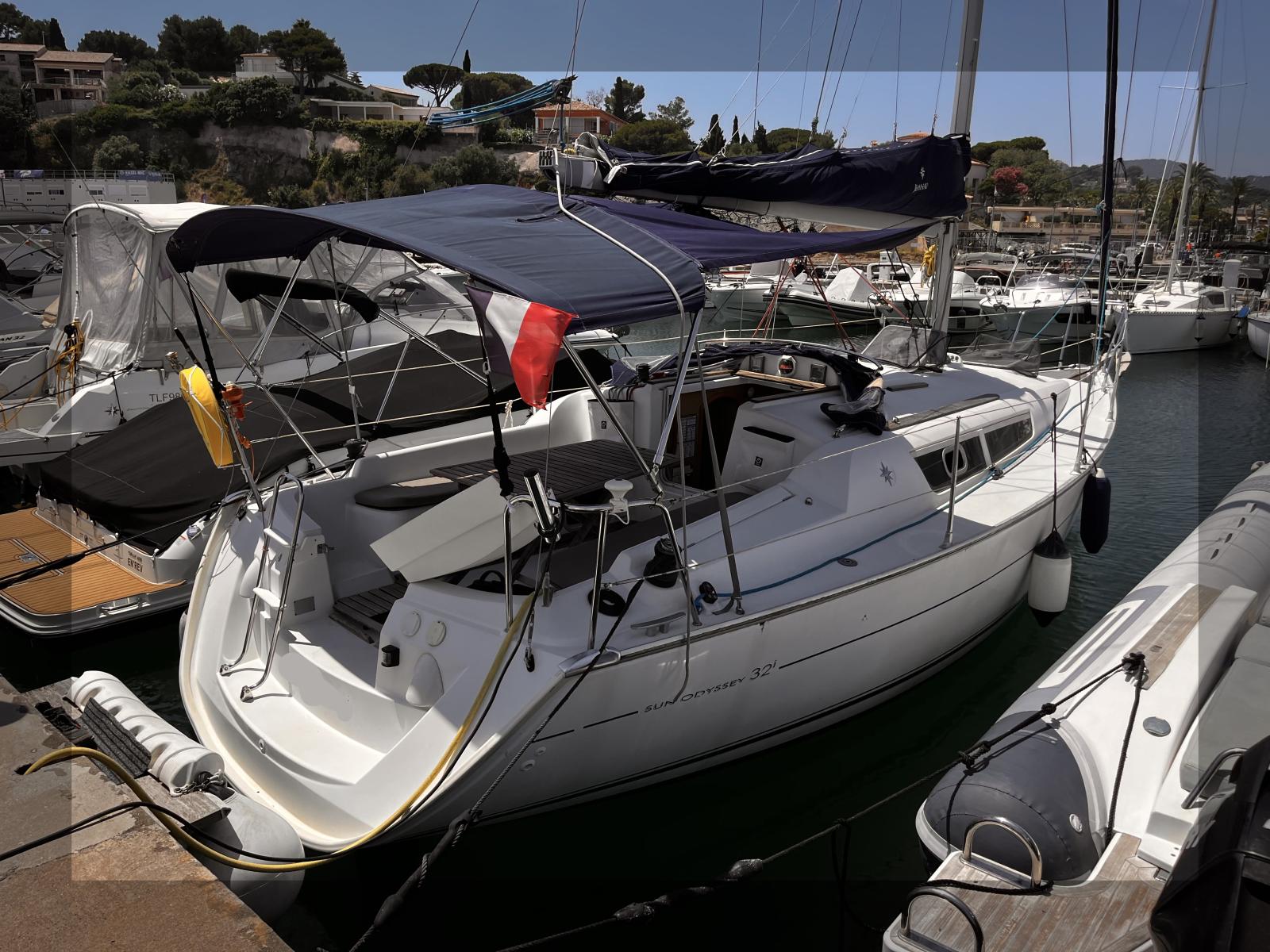 Sun Odyssey 32i