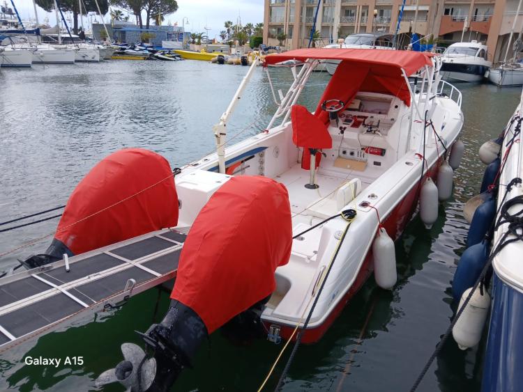 DONZI 35