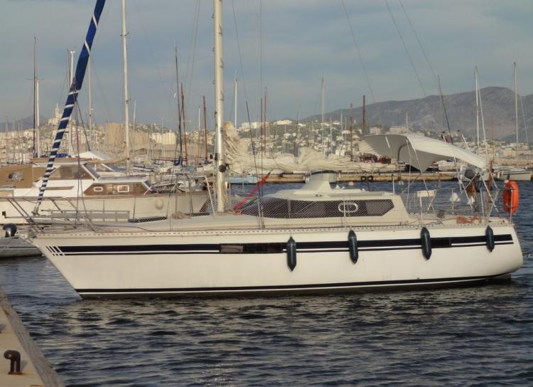YACHTING FRANCE FIFTY JOUET 940 MS
