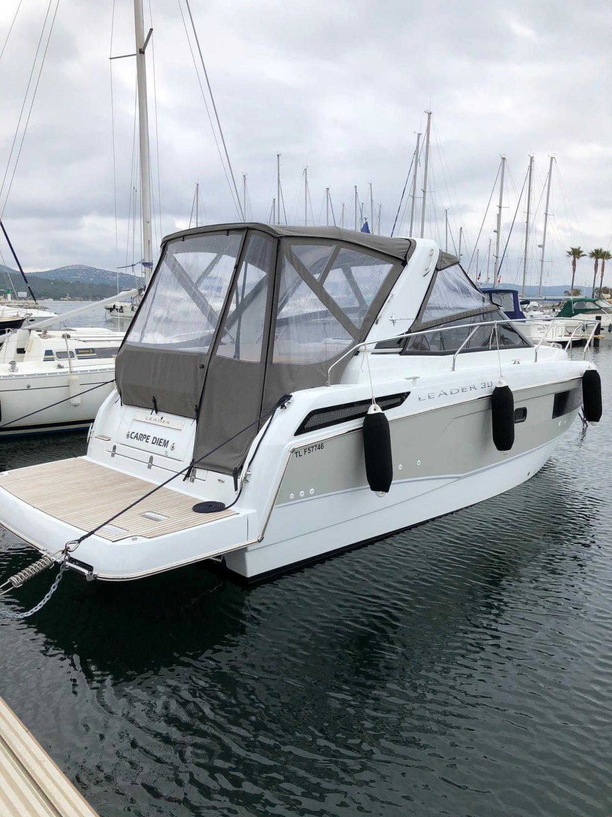 LEADER 30