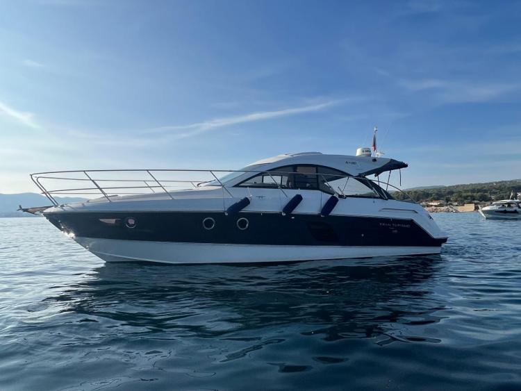 BENETEAU GRAN TURISMO 38