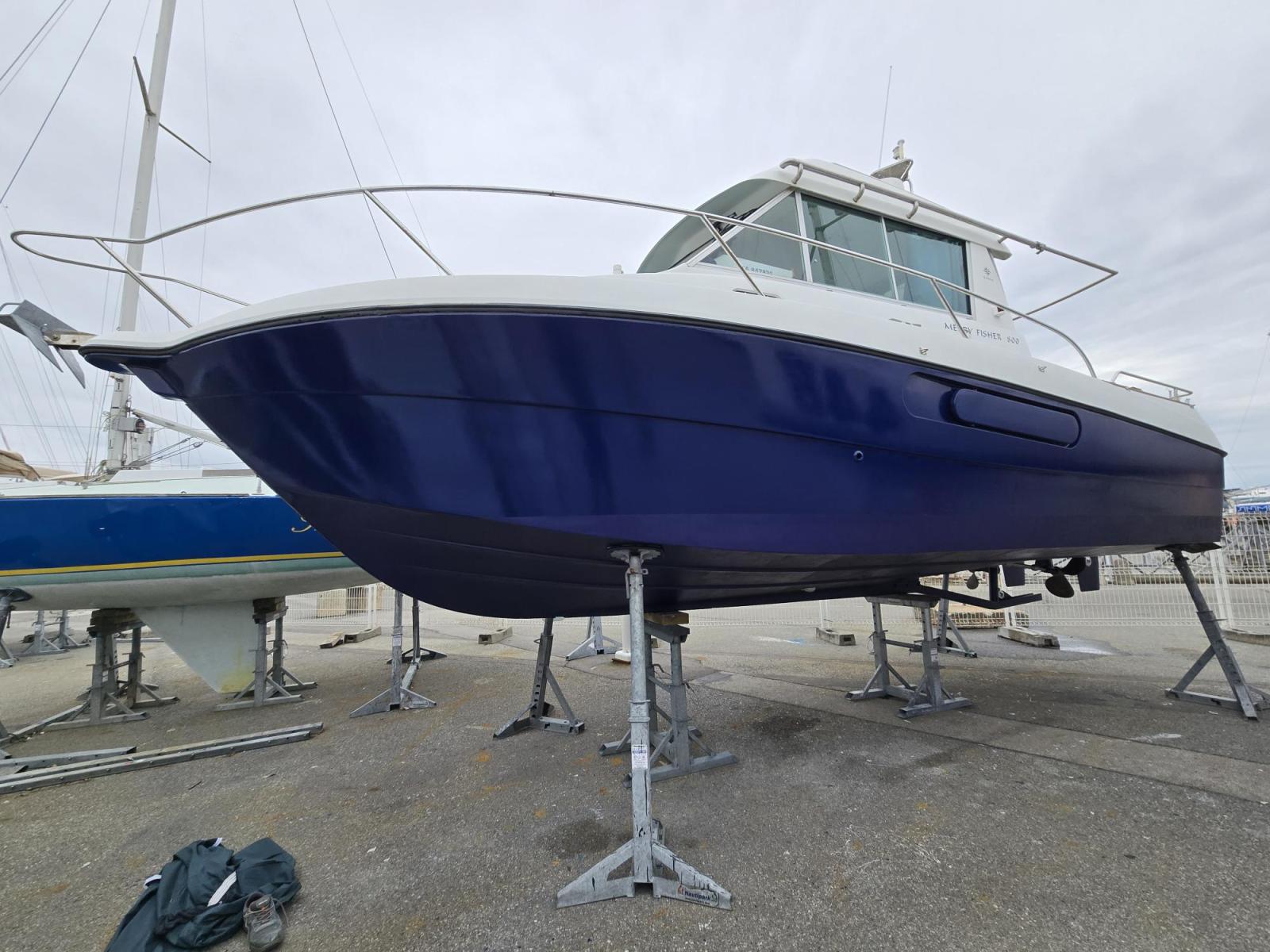 MERRY FISHER 800