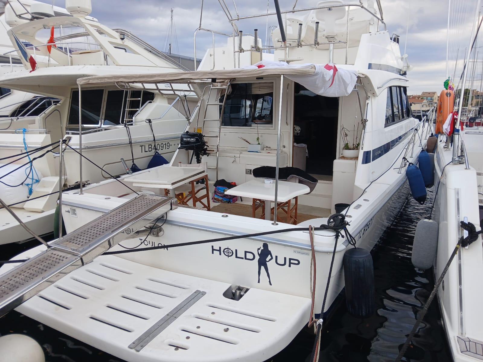 Riviera 48