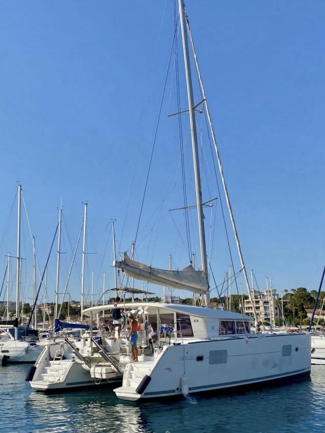 Lagoon 400
