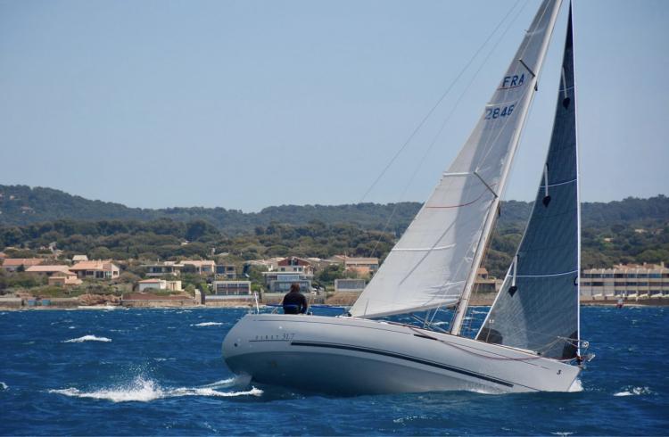 BENETEAU First 31.7