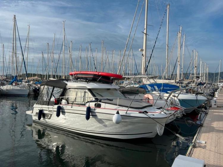 JEANNEAU MERRY FISHER 795 S2